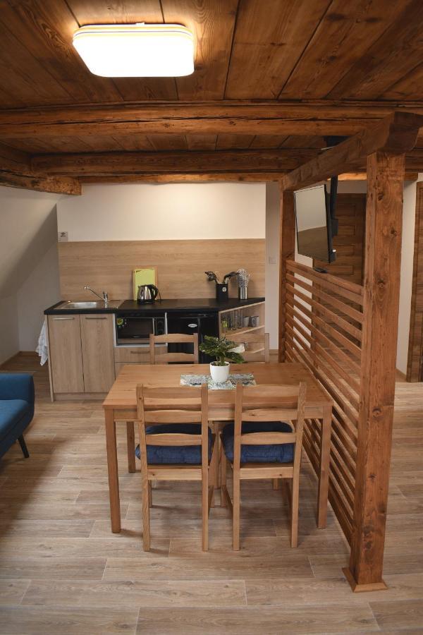 Apartman Ruzak Ruzova Bagian luar foto